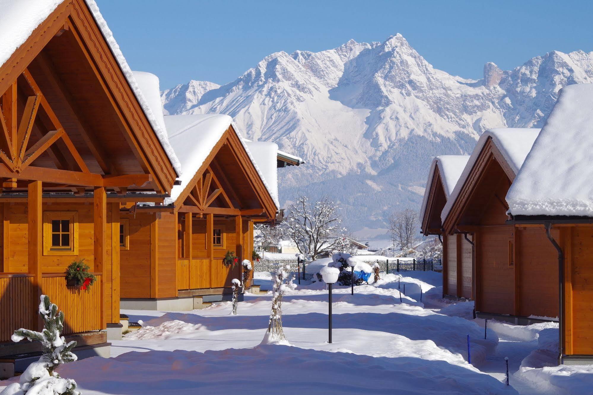 Chaletdorf Zellersee Maishofen Exterior foto